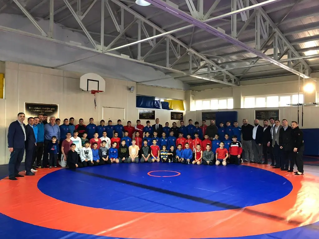 Haber: Geleceğin Sporcuları Hendek’te Yetişecek - Öne Çıkan