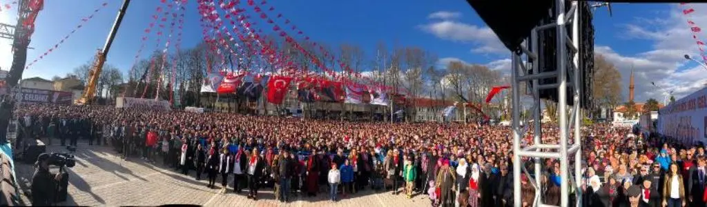 Haber: ON BİNLER BABAOĞLU İÇİN MEYDANI DOLDURDU - Galeri-7