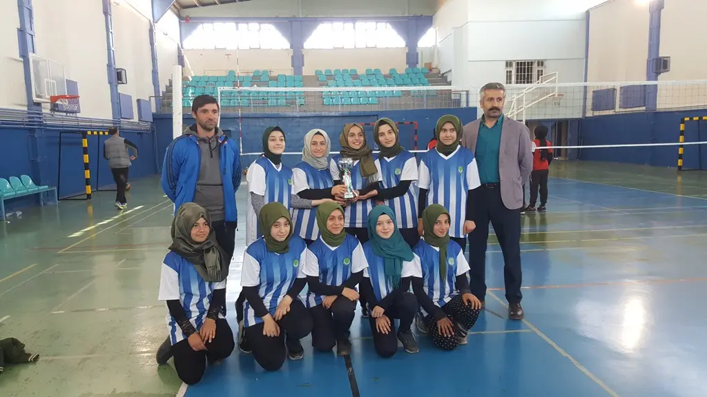 Haber: Okul Sporları Yıldız Kızlar Voleybol Müsabakaları sona erdi. - Galeri-6