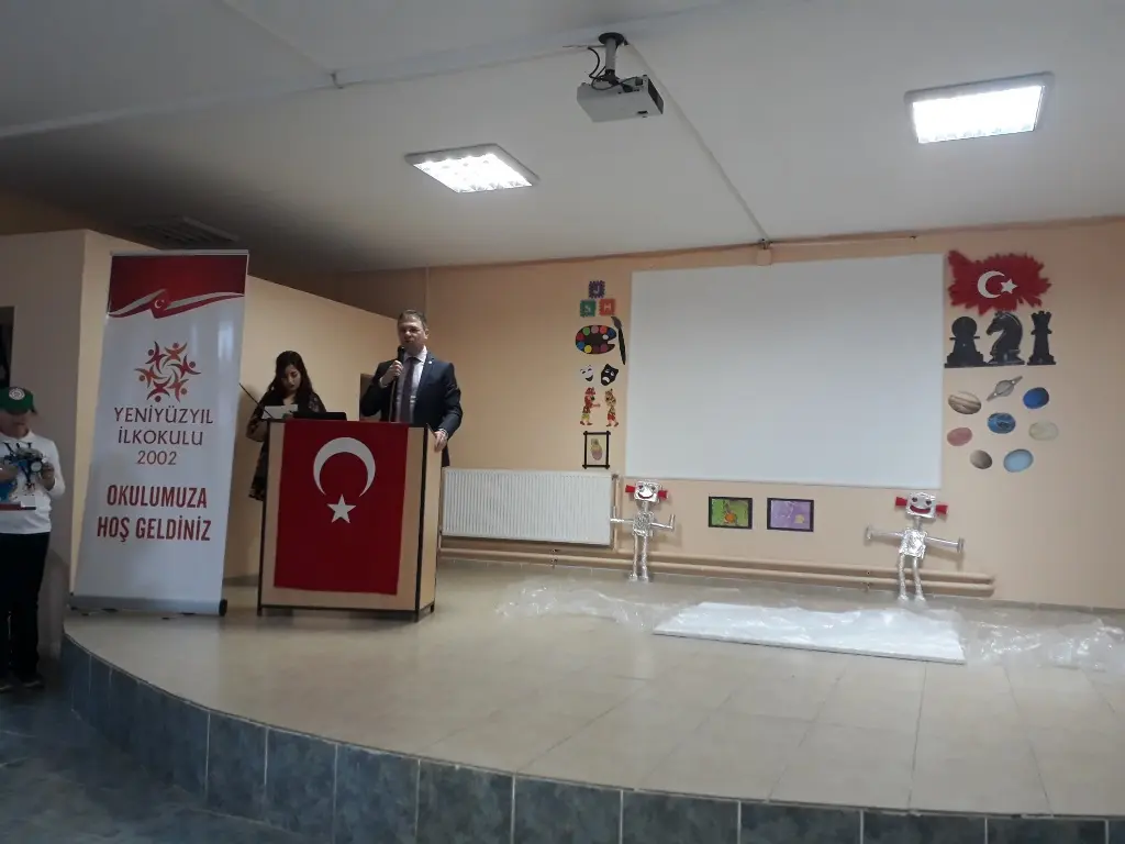 Haber: YENİYÜZYIL İLKOKULU’NDA TASARIM VE BECERİ ATOLYESİ AÇILDI - Galeri-1