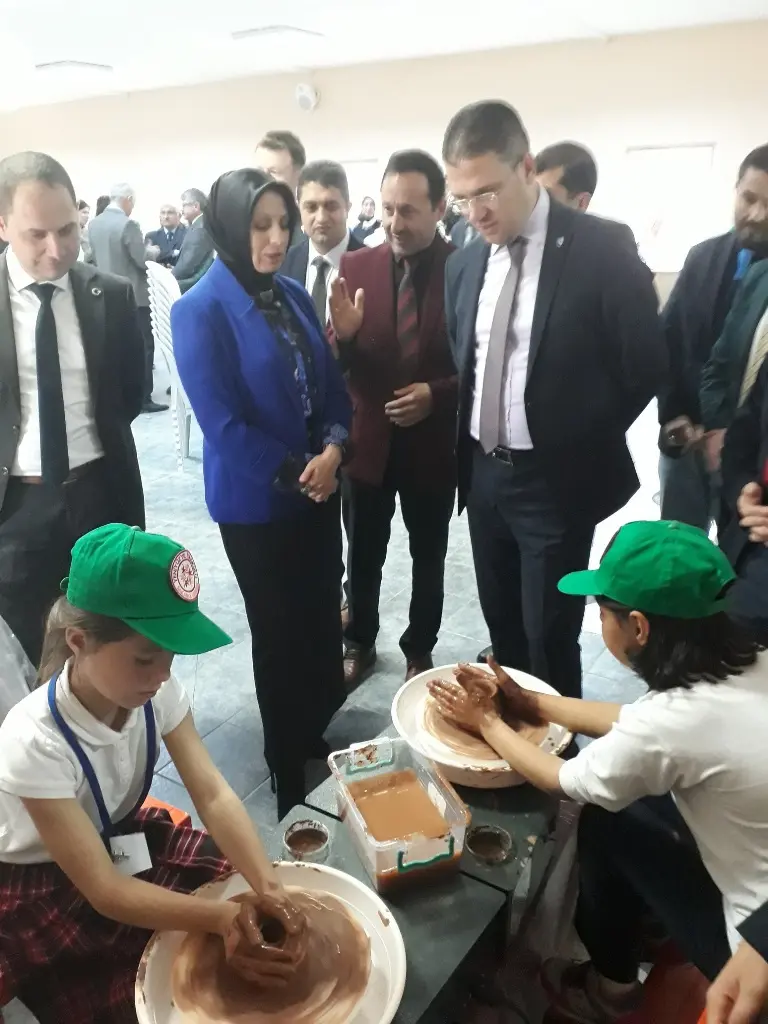 Haber: YENİYÜZYIL İLKOKULU’NDA TASARIM VE BECERİ ATOLYESİ AÇILDI - Galeri-2