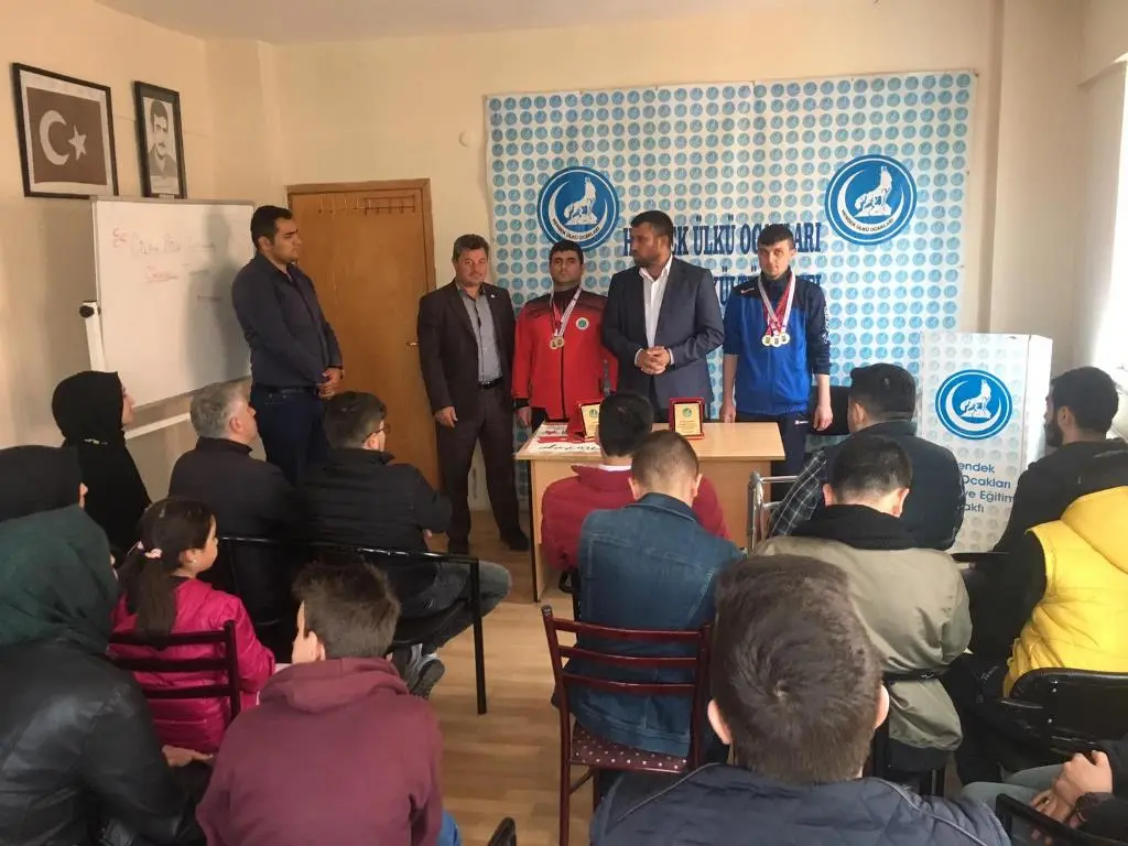 Haber: Hendek Ülkü Ocakları Şampiyonları Ağırladı - Galeri-2