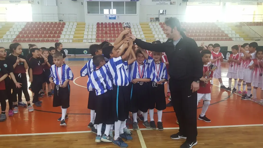 Haber: Hendek’te Çocuk Oyunları Sona Erdi - Galeri-3