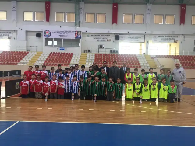 Yakan Top’u Fatih Ortaokulu kazandı