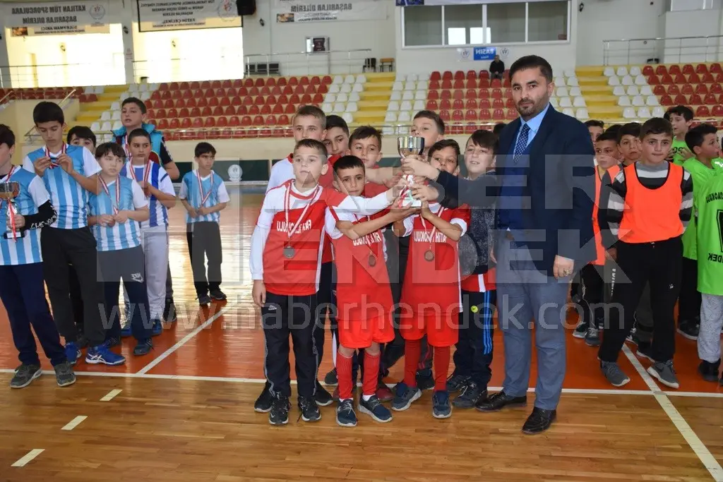 Haber: Kazanan İmam Hatip Oldu - Öne Çıkan