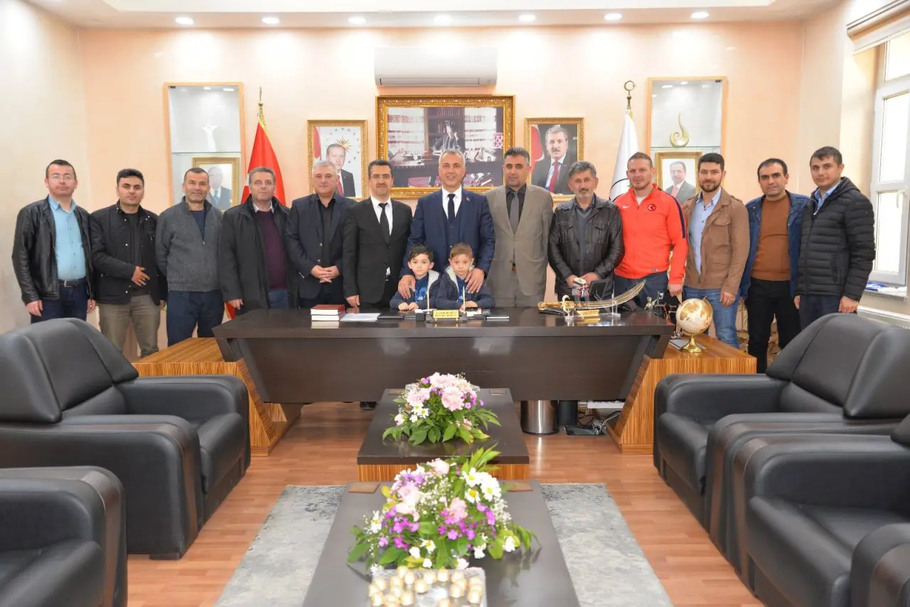 Haber: Hendek’i birlikte yöneteceğiz - Öne Çıkan