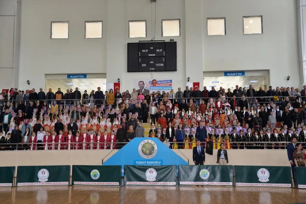 Haber: 23 Nisan Hendek’te Coşkuyla Kutlandı - Galeri-2
