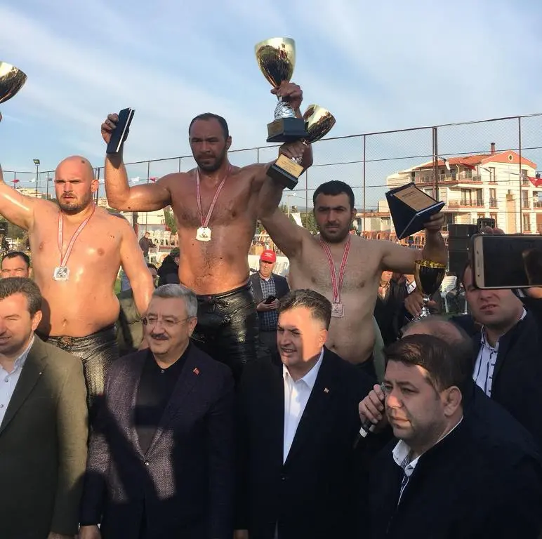 Haber: Hendekli Pehlivanlar İndi Meydane - Galeri-1