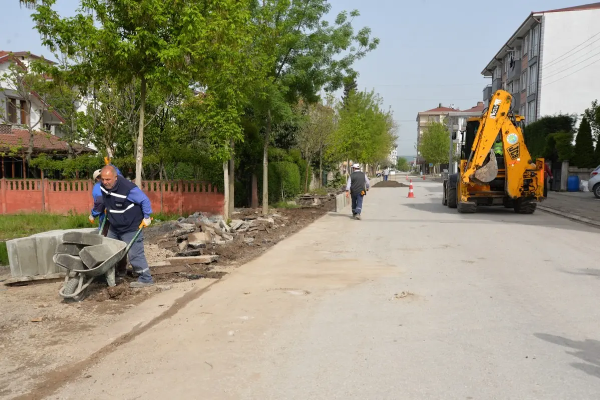 Haber: Belediye'den Kaldırım Çalışması - Galeri-1
