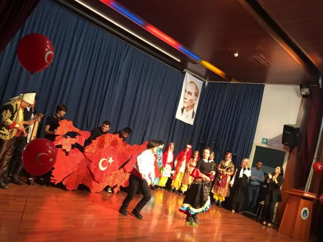 Özel Çocuklardan Yıl Sonu Programı