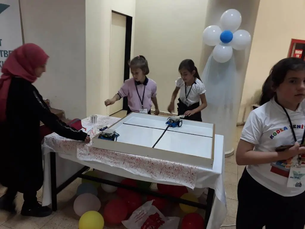Haber: Robot Festivalinde Robotlar Kıyasıya Yarıştı - Galeri-1