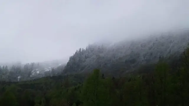 Mayıs Ayın’da Zirveye Kar Yağdı
