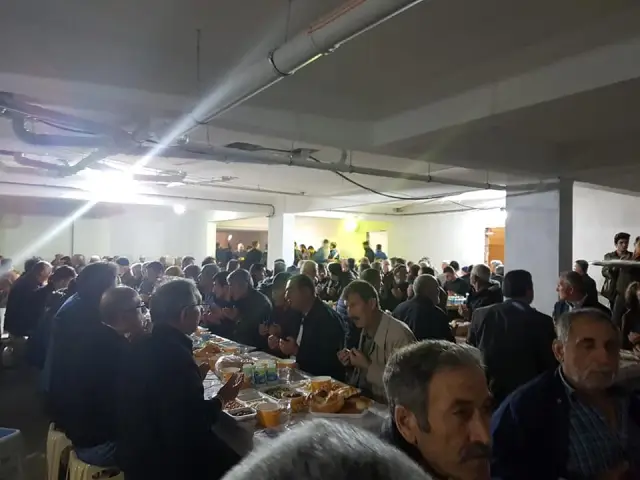 Geleneksel Çiftlik Mahallesi İftarı Yapıldı
