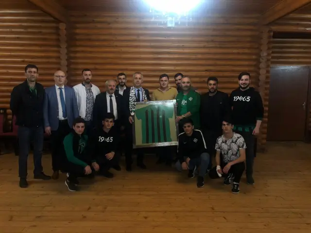 Babaoğlu'dan Finale 4 Otobüs