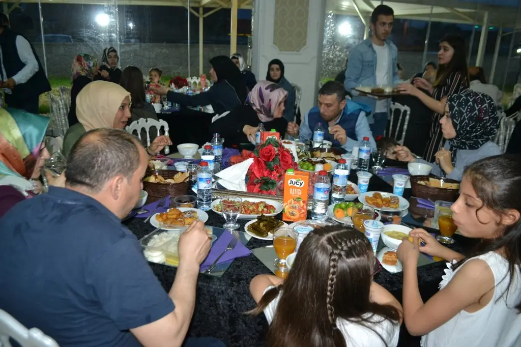 Haber: Çölyaklılar Glutensiz İftarda Buluştular - Galeri-2