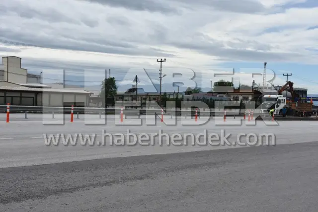 Ölüm Kavşağı Trafiğe Kapatıldı