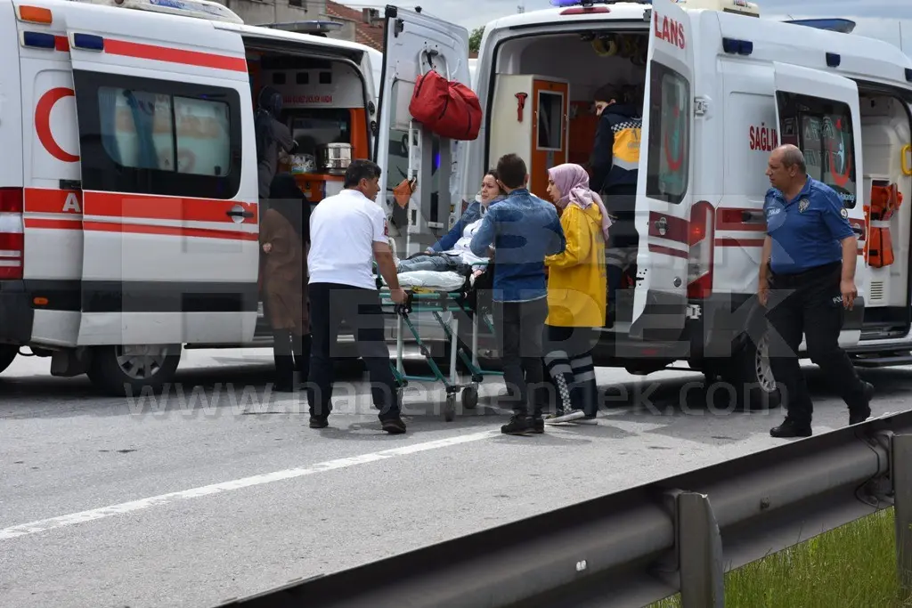 Haber: E-5'te Zincirleme Kaza - Galeri-1
