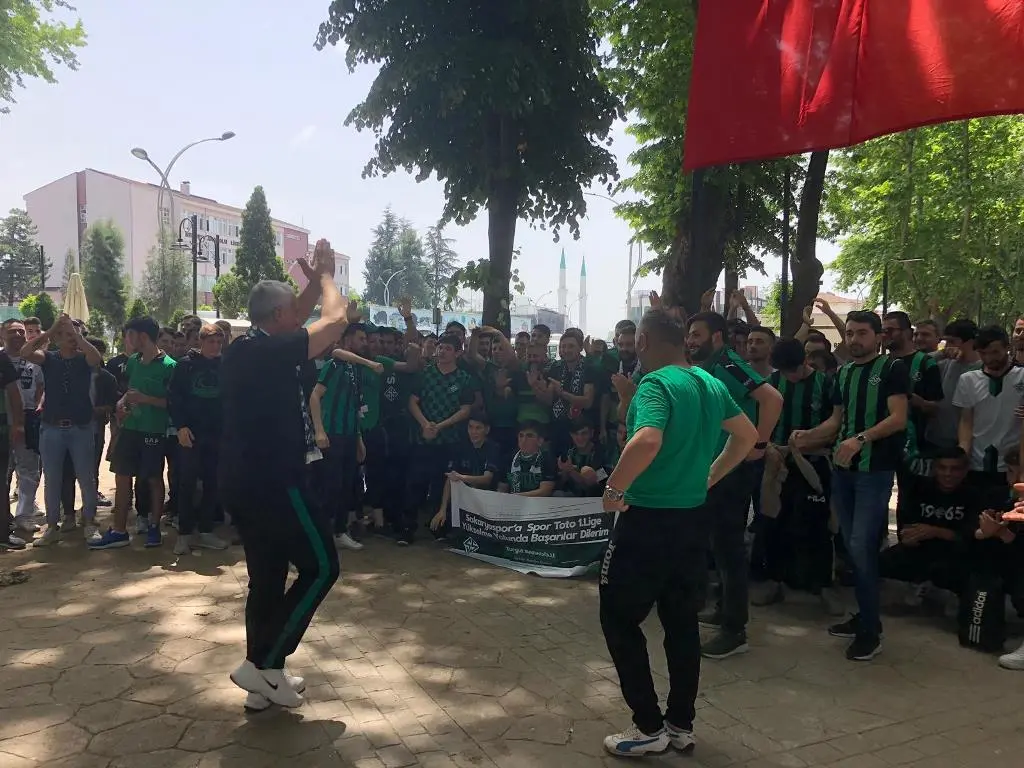 Haber: Babaoğlu’da Taraftarlarla Bursa’da - Galeri-3