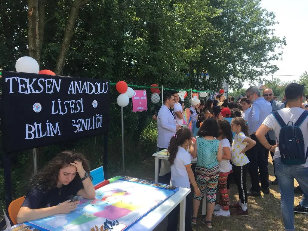 Haber: Hendek Teksen Kolejinde Bilim Şenliği rüzgarı esti - Galeri-2