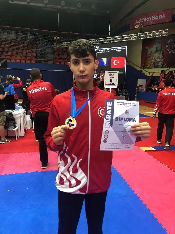 Haber: Hendek Karate fırtınası Balkanlarda Esti - Galeri-3