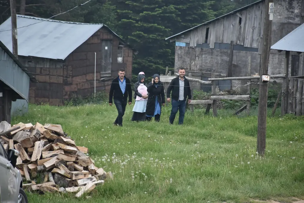 Haber: Tatilciler Hendek'in Zirvesinde - Galeri-2