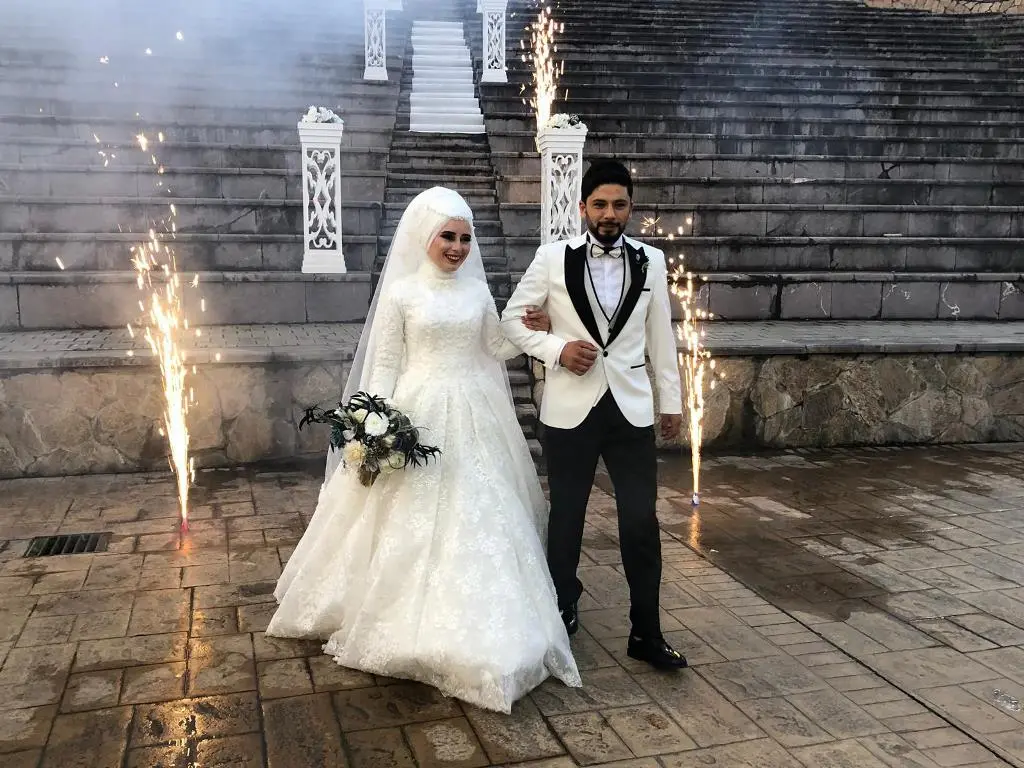 Haber: Sümeyye & Seyfullah Bir Ömür Mutluluğa Evet Dedi - Galeri-5