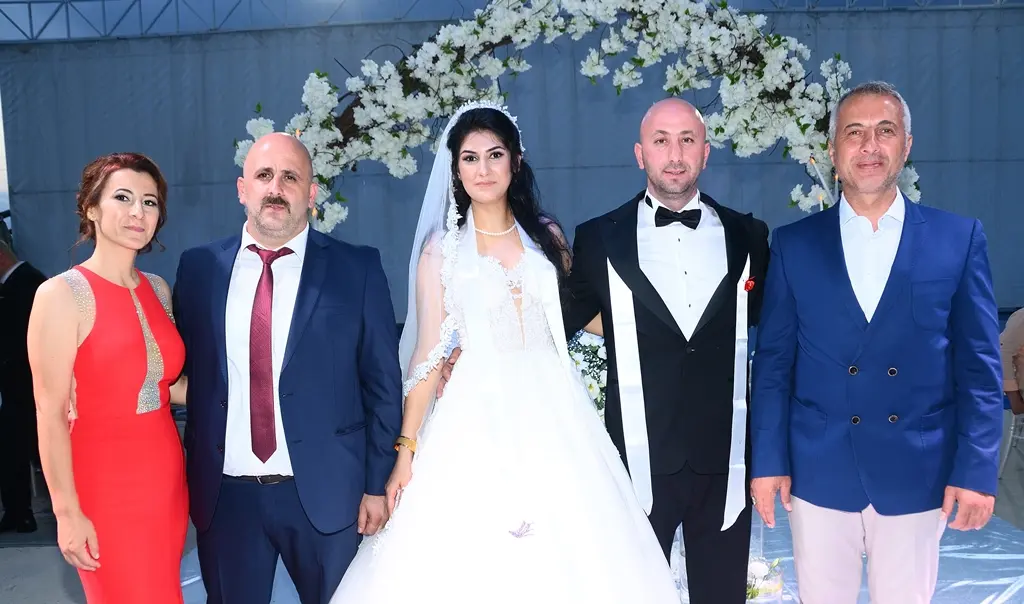 Haber: Onur ve Melek Mutluluğa Yelken Açtılar - Galeri-2