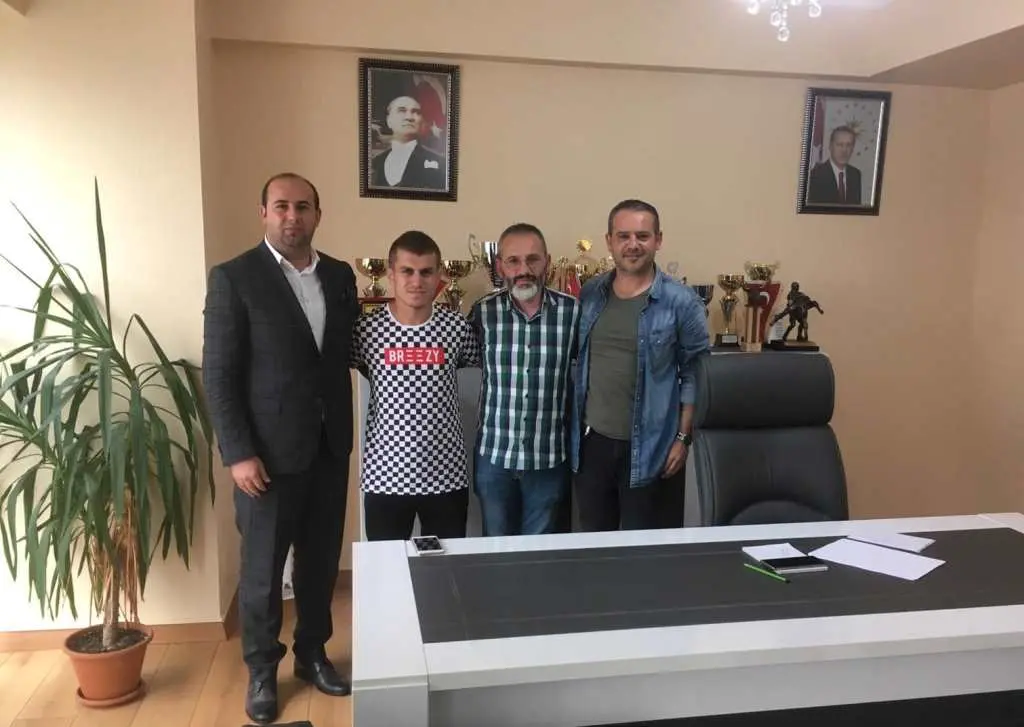 Haber: Hendekspor’da Transfer Dönemi Başladı - Galeri-2