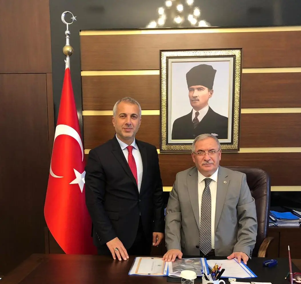 Haber: Valilikte Hendek zirvesi - Öne Çıkan