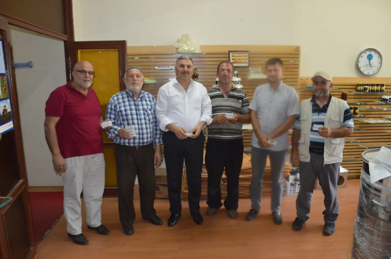 Haber: Arıcılar Birliğinde Ana Arı satışları Başladı - Öne Çıkan