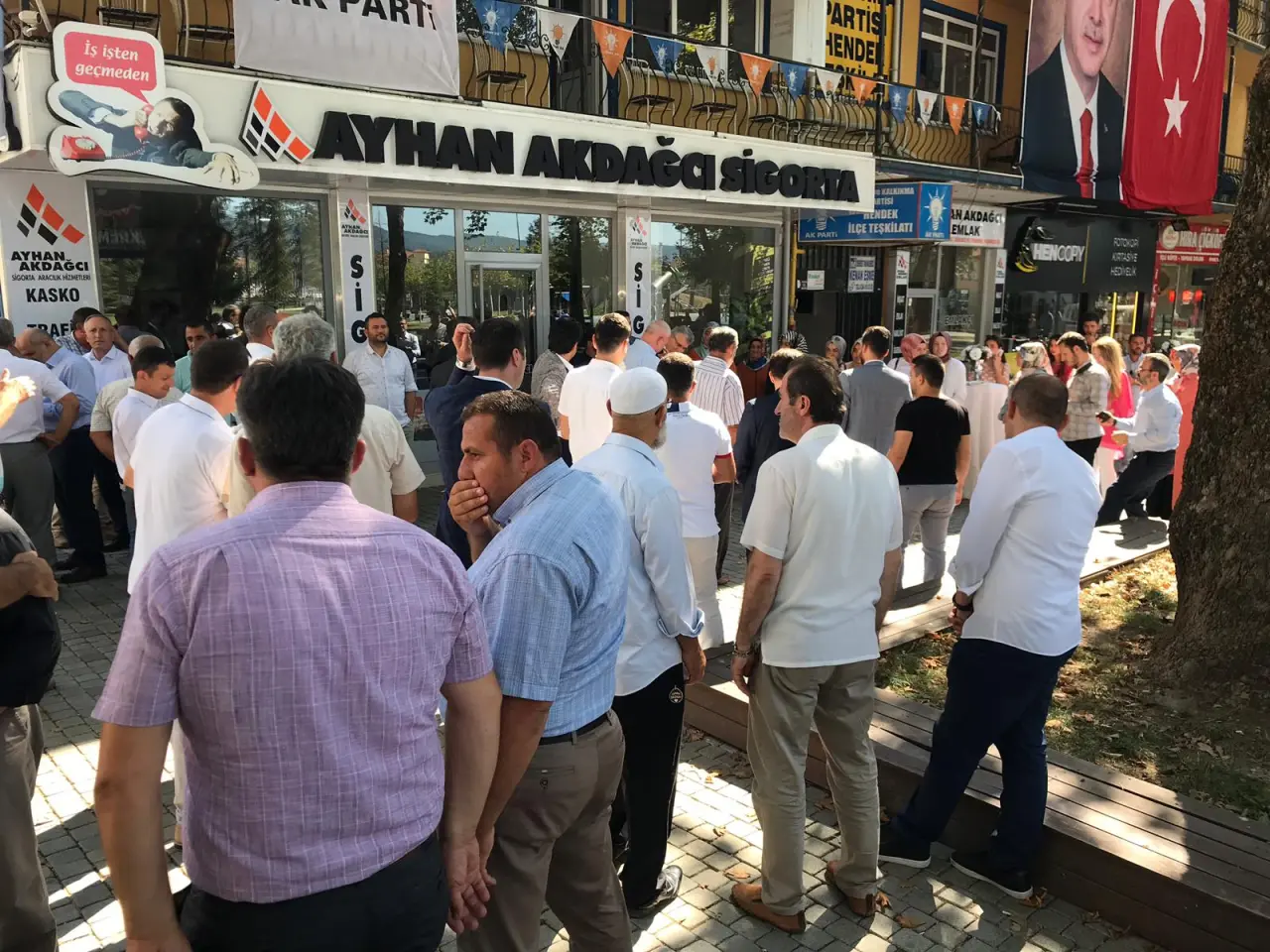 Haber: AK Partide Bayramlaşma Sönük Geçti - Galeri-1