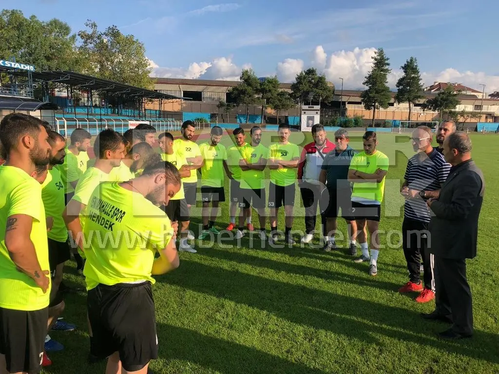 Haber: Hendek Yenimahallespor Top Başı Yaptı - Galeri-5