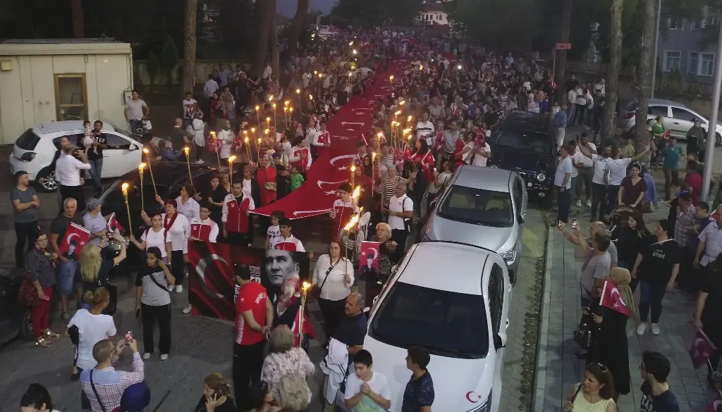 Haber: Hendek Zafer Coşkusunu Doyasıya Yaşadı - Galeri-5