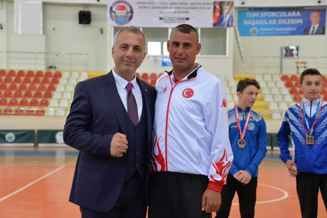 Haber: Ailelerden Milli Kampta Olan Sporcularımıza moral ziyareti  - Galeri-6