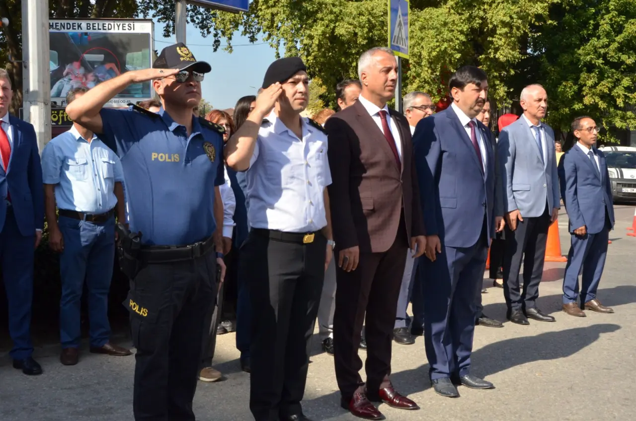 Haber: Hendek'te İlköğretim Haftası Kutlandı - Galeri-1