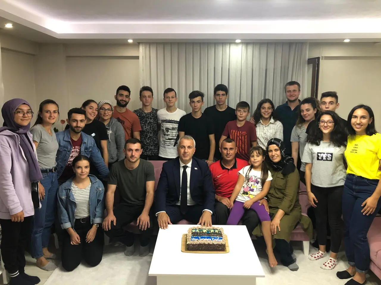 Haber: Kayacık’a doğum günü sürprizi - Öne Çıkan