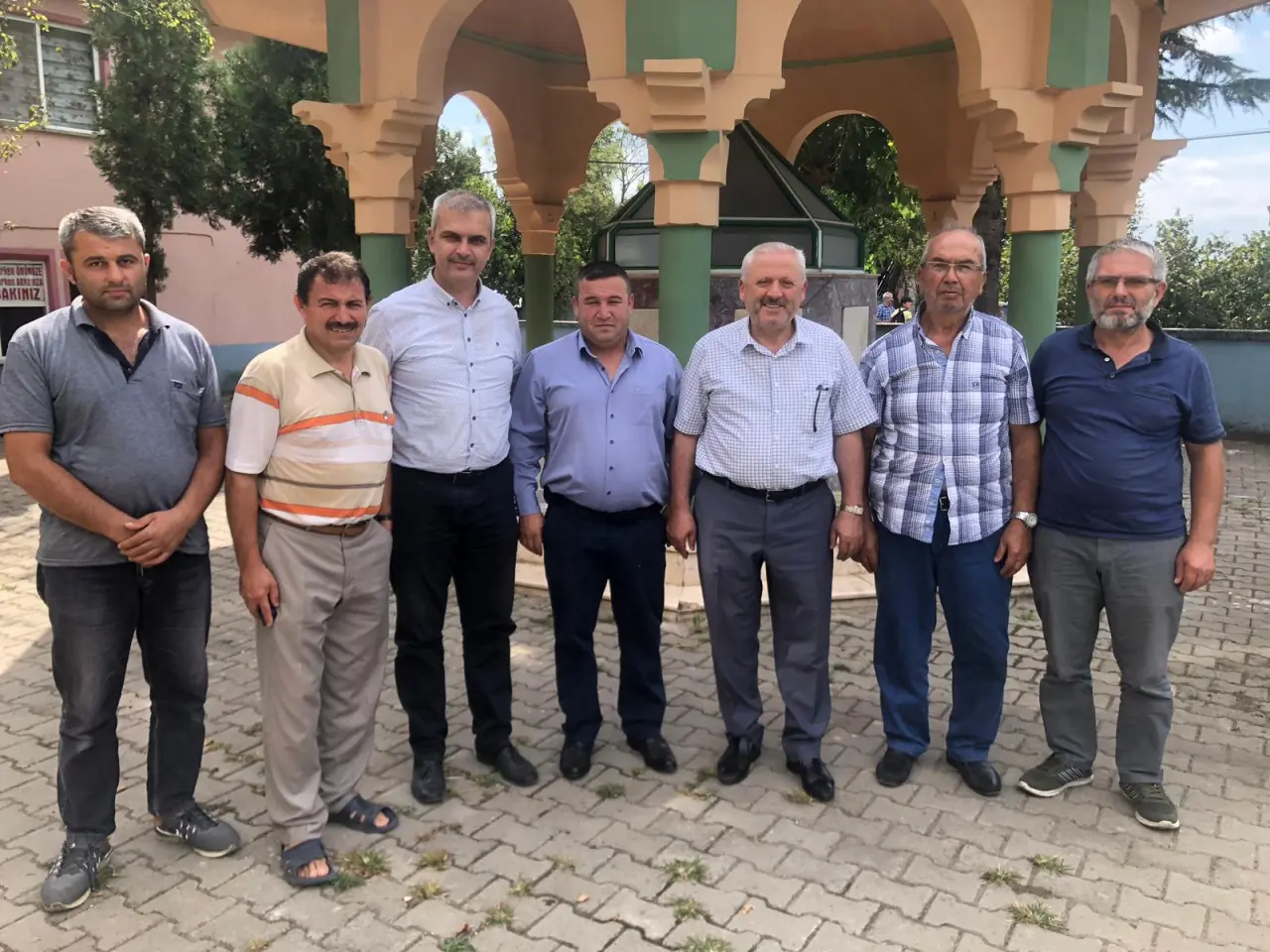 Haber: Çiftlik Mahallesi Muhtarından Aşure İkramı - Galeri-1