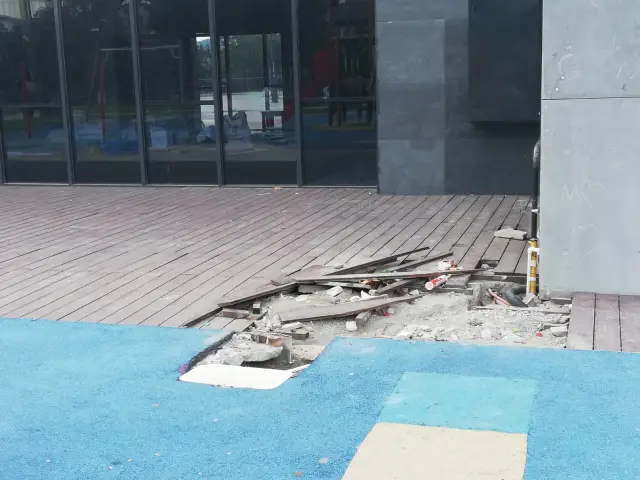 18 Milyonluk Park Dökülüyor
