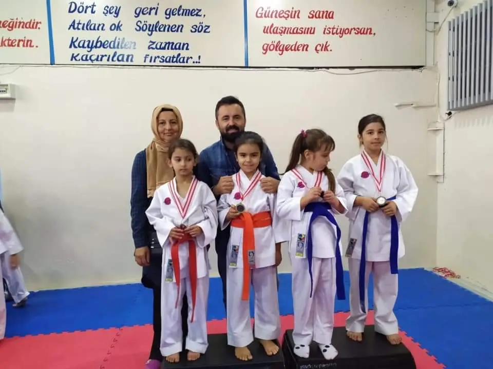 Haber: Karatede Kardeş Kulüp Kartepe - Galeri-1