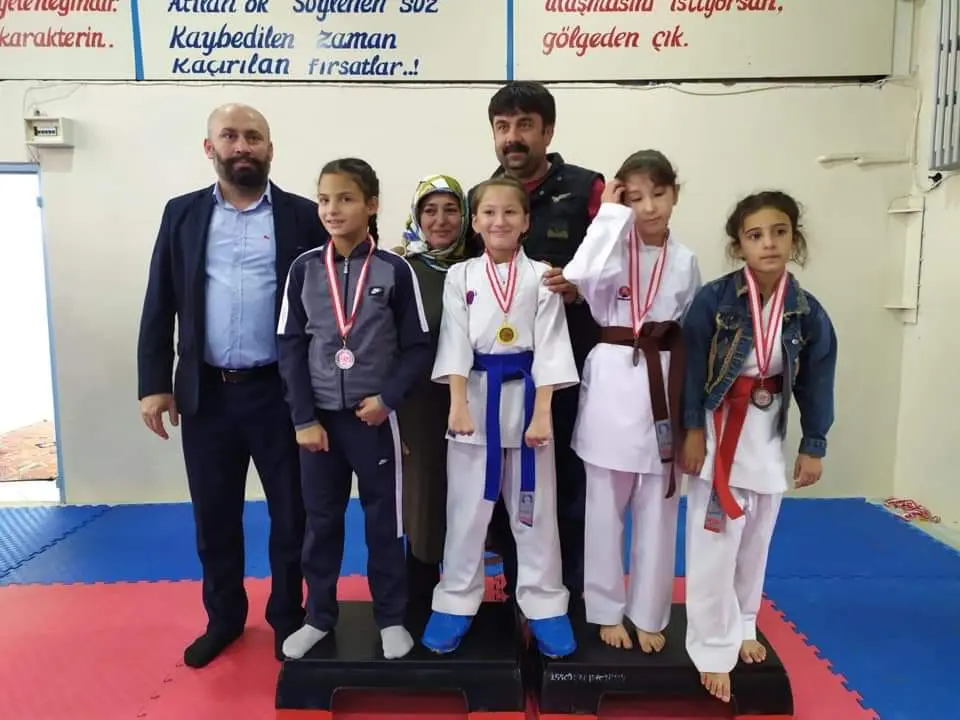 Haber: Karatede Kardeş Kulüp Kartepe - Galeri-7