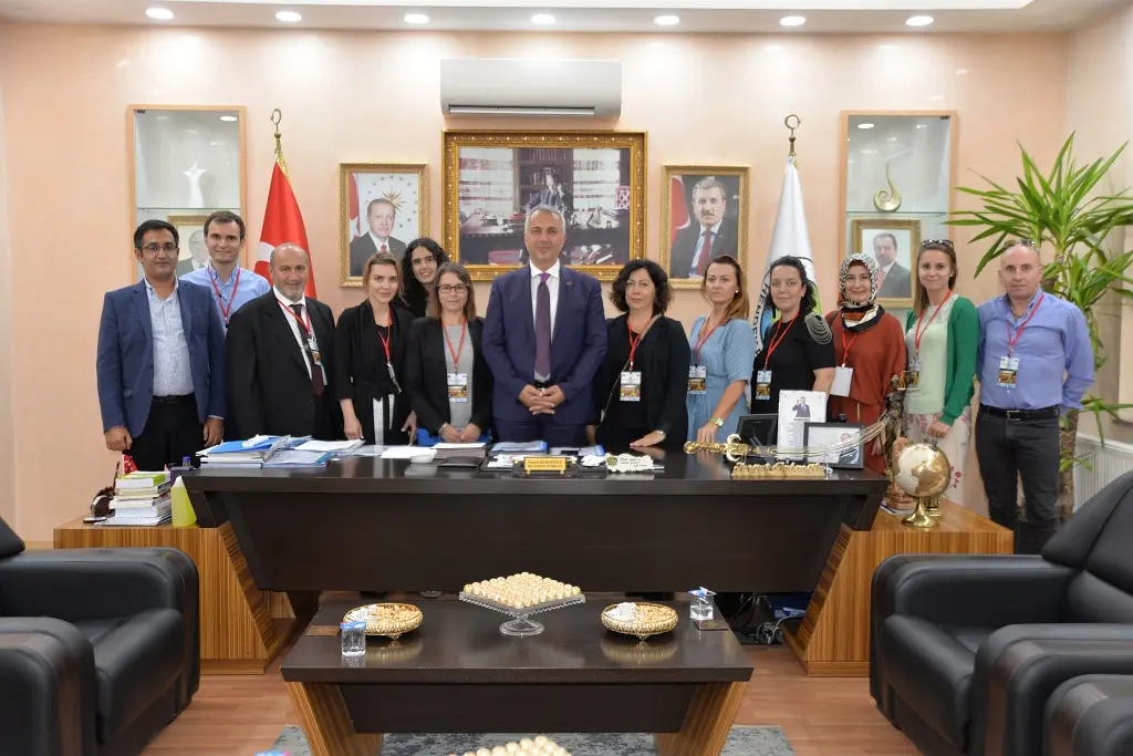 Haber: Eğitim projelerine tam destek - Öne Çıkan
