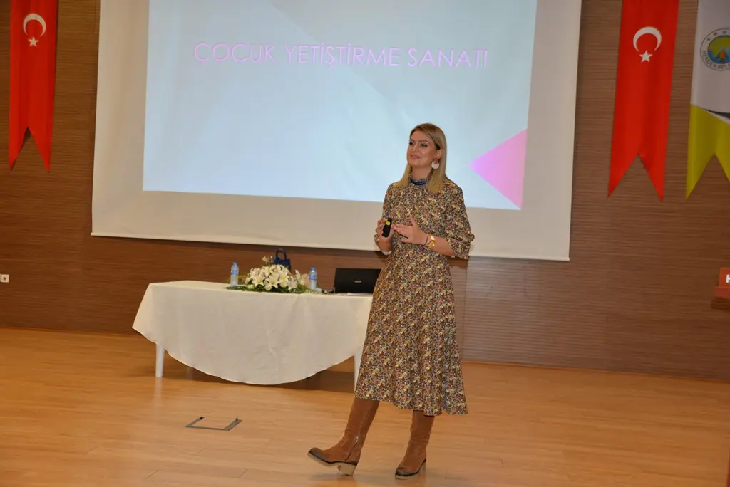Haber: En iyi mimar anne ve babadır - Galeri-2