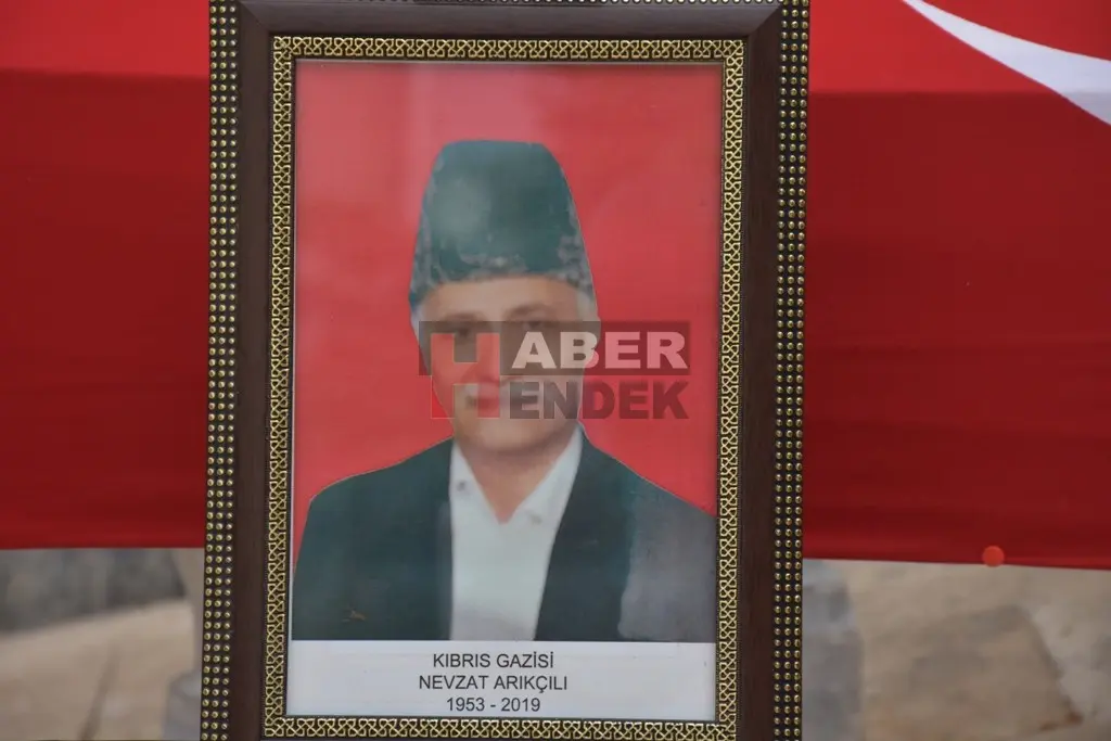 Haber: Kıbrıs Gazisi Askeri Törenle Uğurlandı - Galeri-3