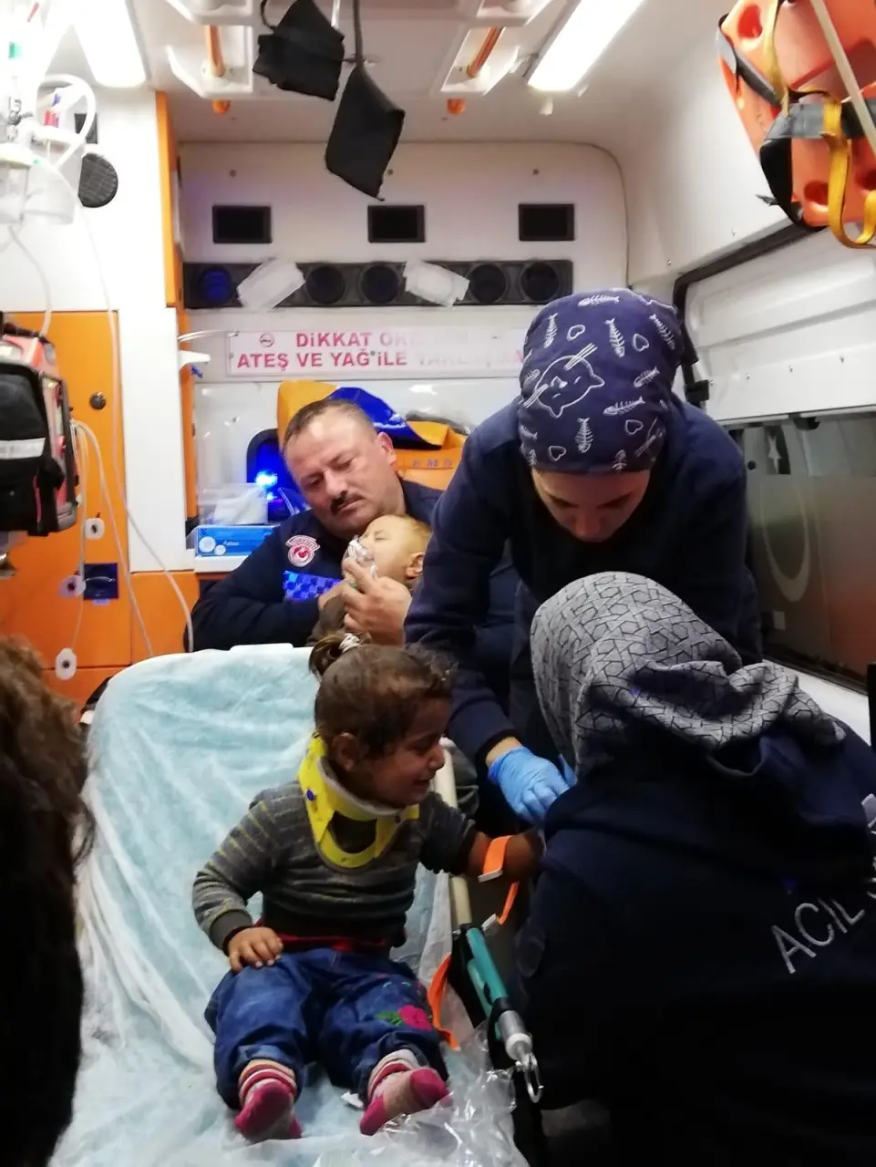 Haber: HENDEK’TE KAZA, 2’Sİ AĞIR 9 YARALI - Galeri-1