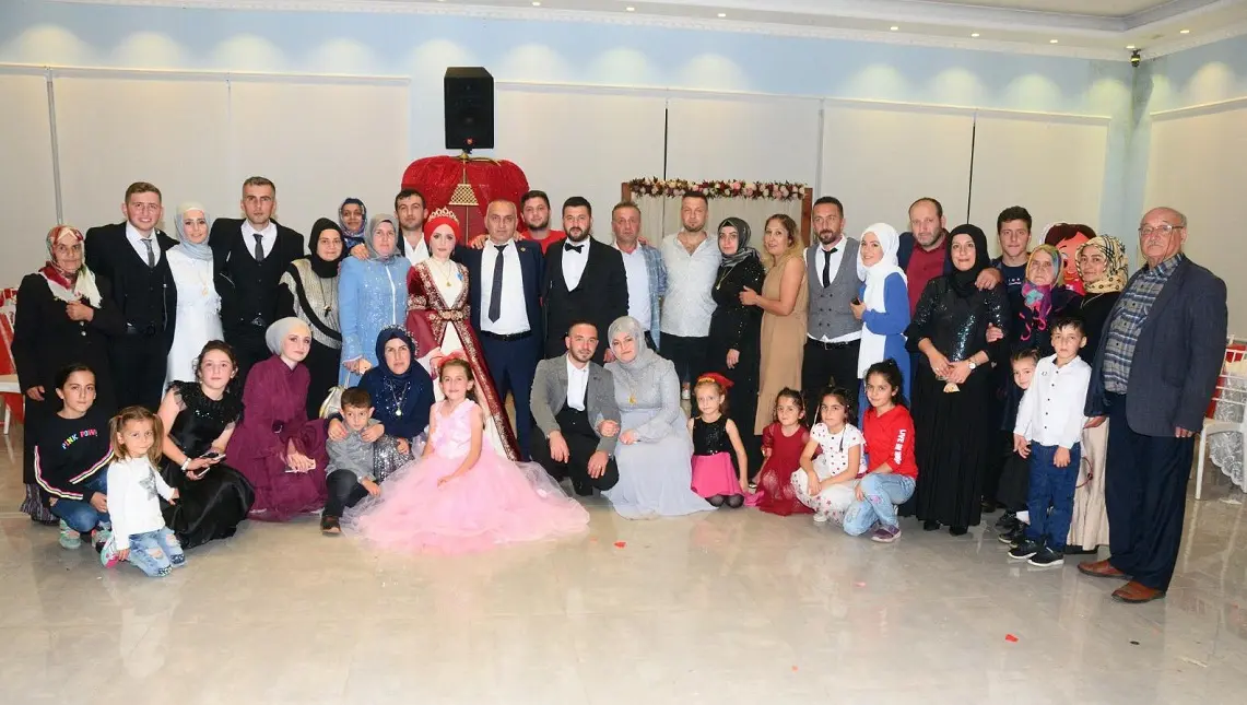 Haber: Karagüzel Ailesinin Kızları Düzce’ye Gelin Gitti - Galeri-1