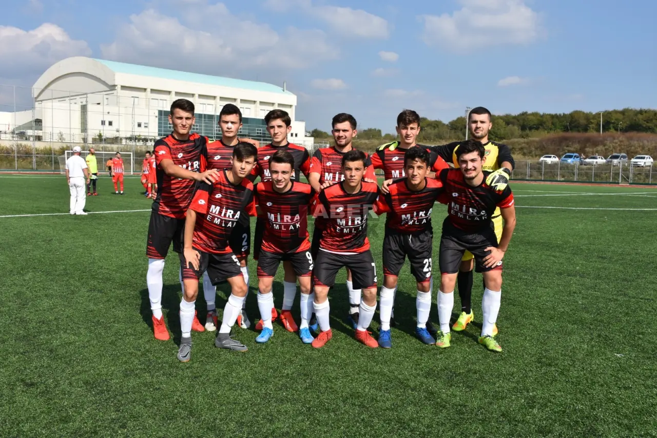 Haber: Hendek Boğazspor Evinde Kaybetti - Galeri-1