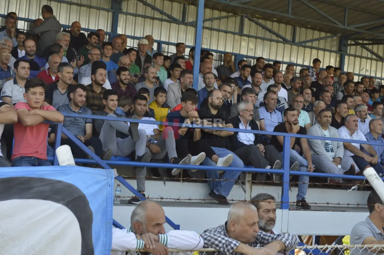 Haber: Hendekspor Mücadelesinin Karşılığını Üç Puanla Aldı - Galeri-7
