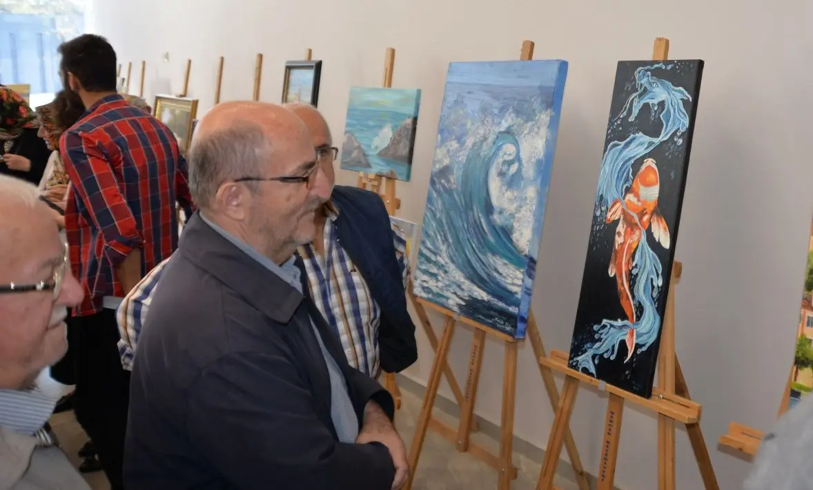 Haber: Macide Temiz İlk Resim Sergisiyle Sanatseverlerin Karşısına Çıktı - Galeri-1