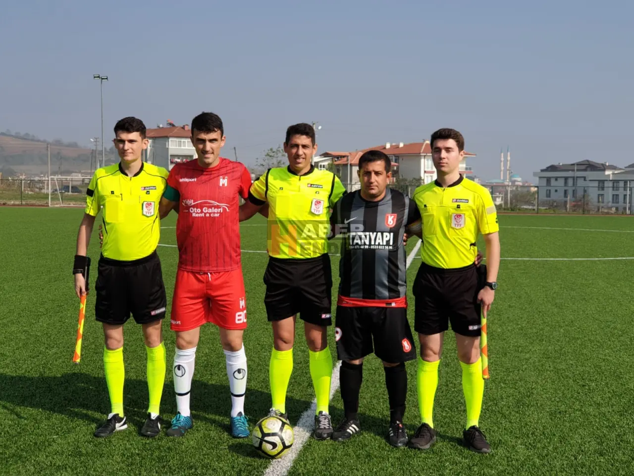 Haber: Yenimahallespor Liderliği Sevdi - Galeri-1