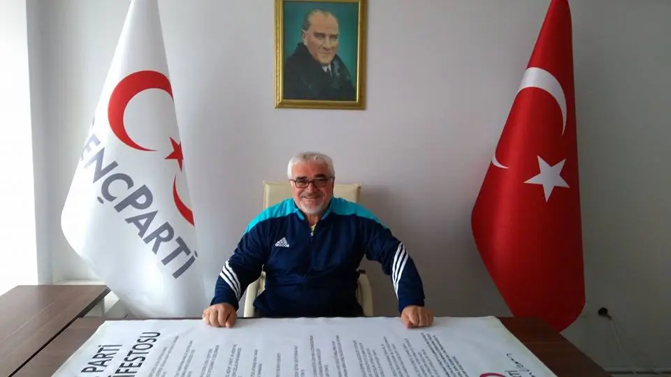 Haber: Sahalara Dönen Genç Partide İlçe Başkanı Yener Oldu - Öne Çıkan